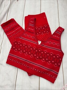 Fabletics Fair Isle leggings and top set